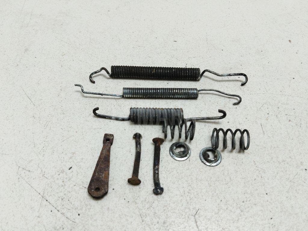 Установочный к-кт задних колодок