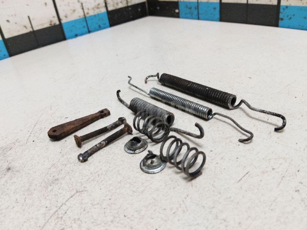 Установочный к-кт задних колодок