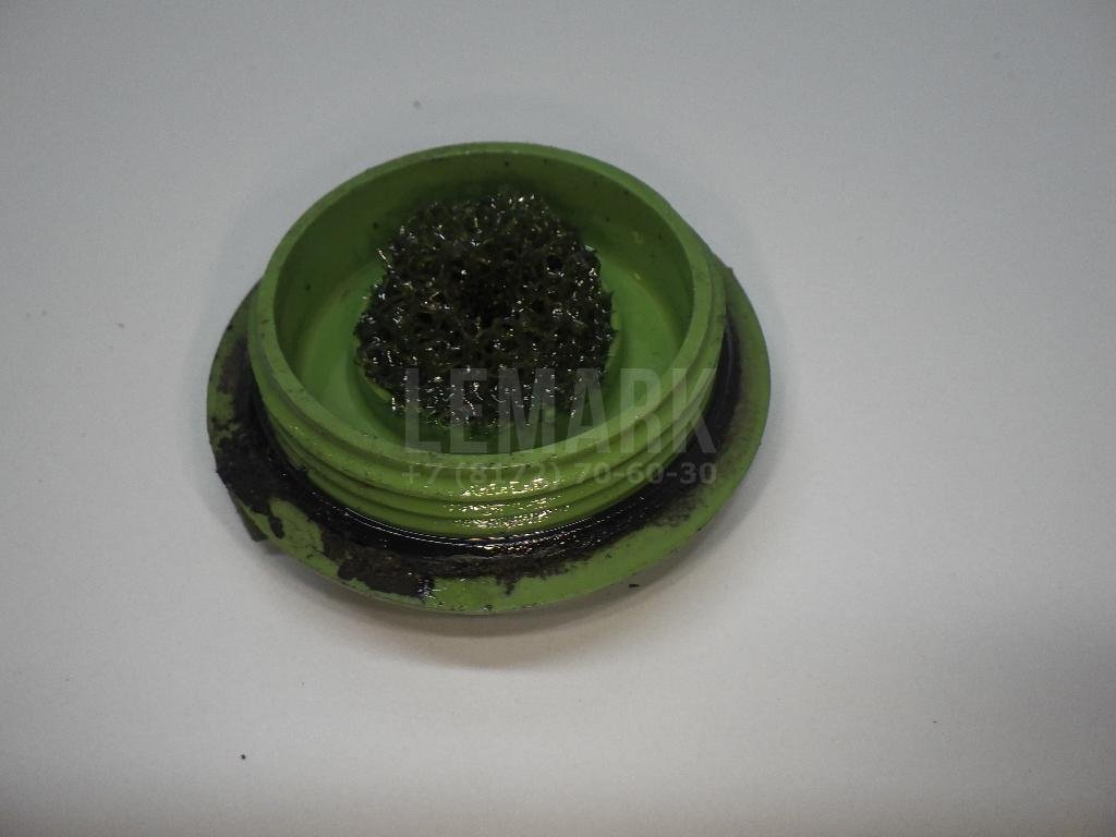 Крышка бачка гидроусилителя