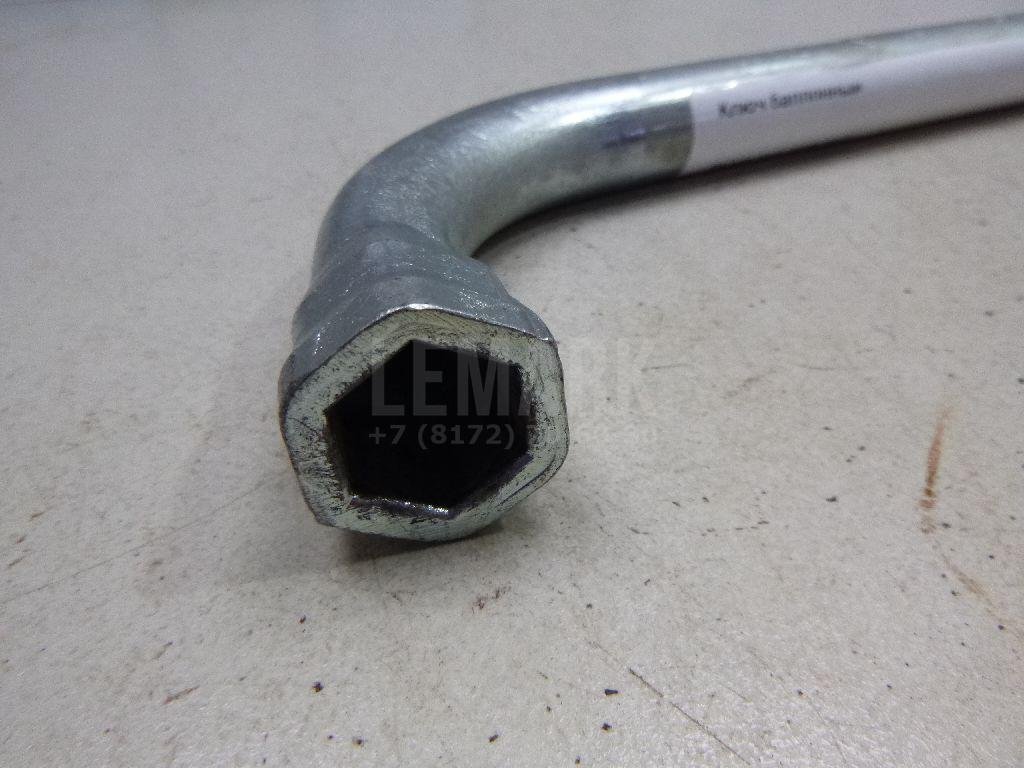 Ключ баллонный