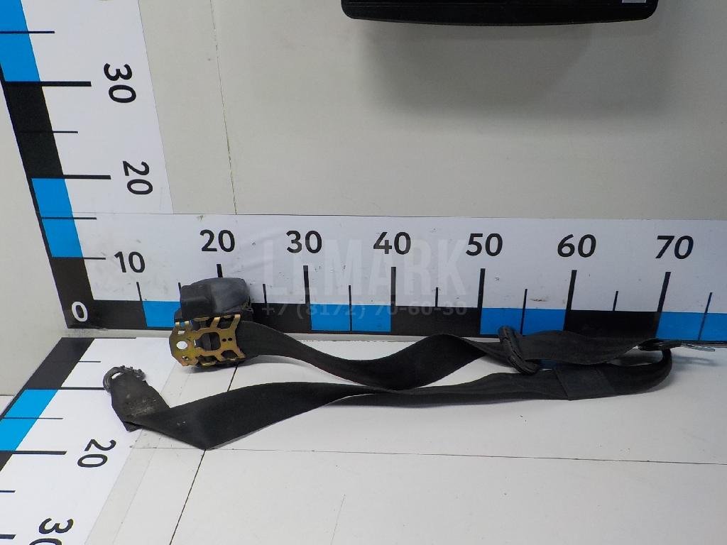 Ремень безопасности