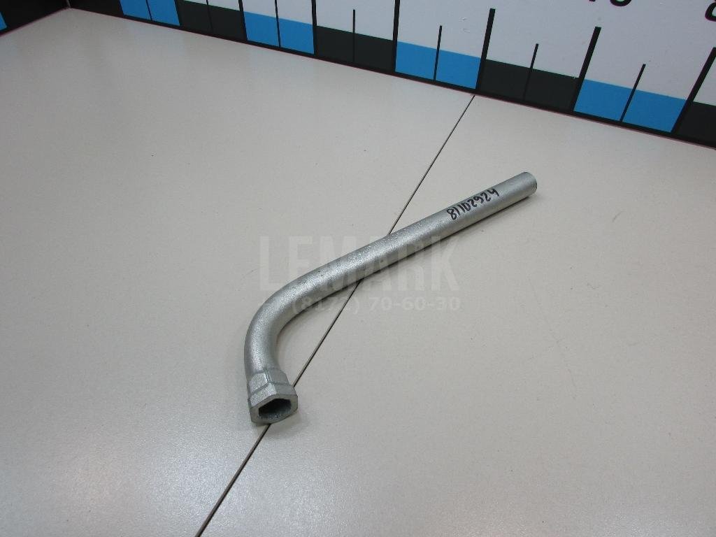 Ключ баллонный