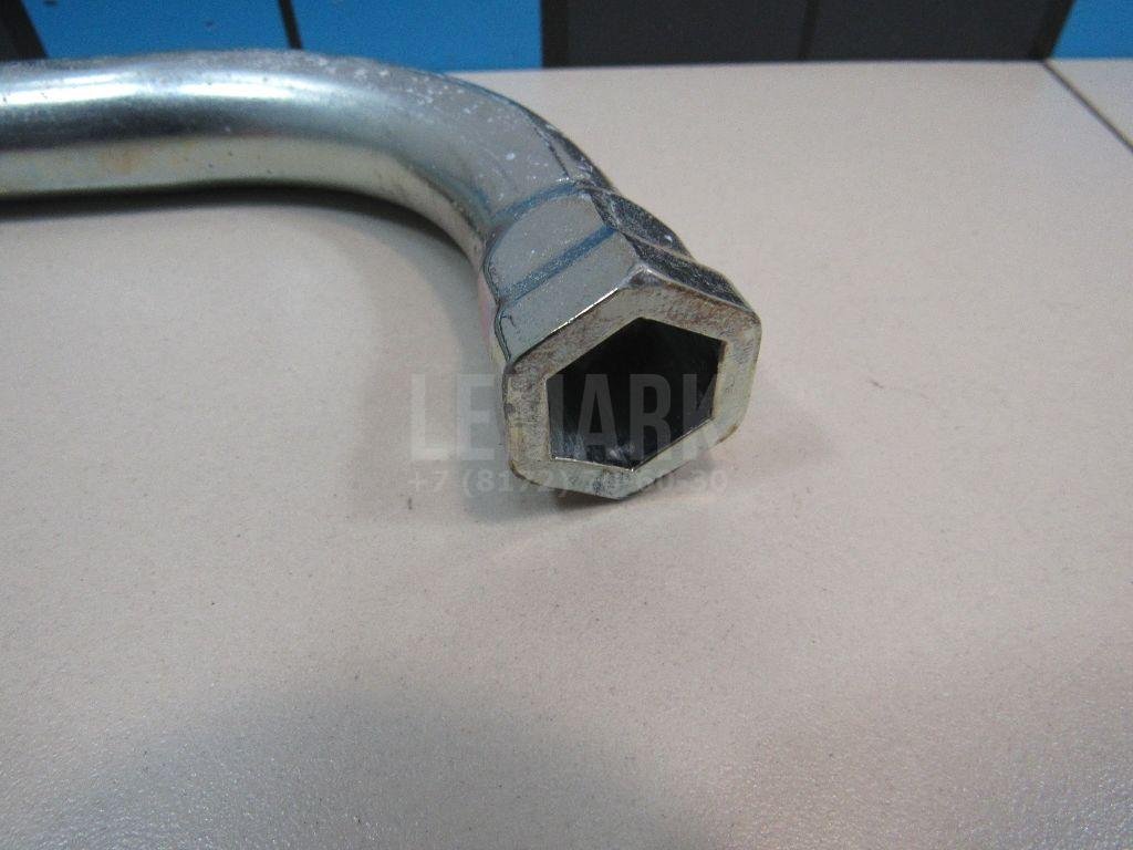 Ключ баллонный