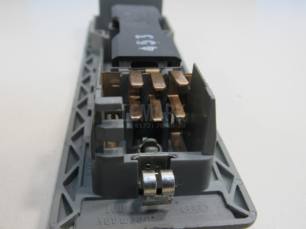 Плафон салонный