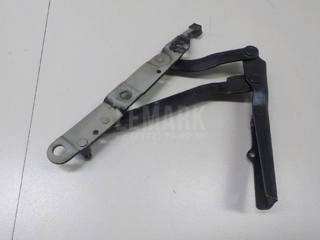 Петля крышки багажника