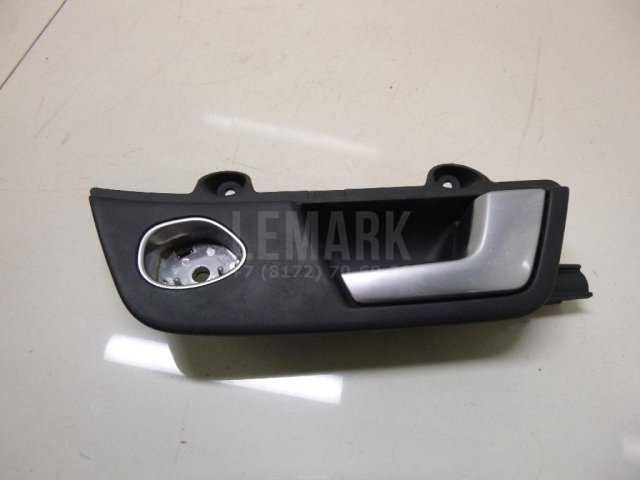 Ручка двери внутренняя правая