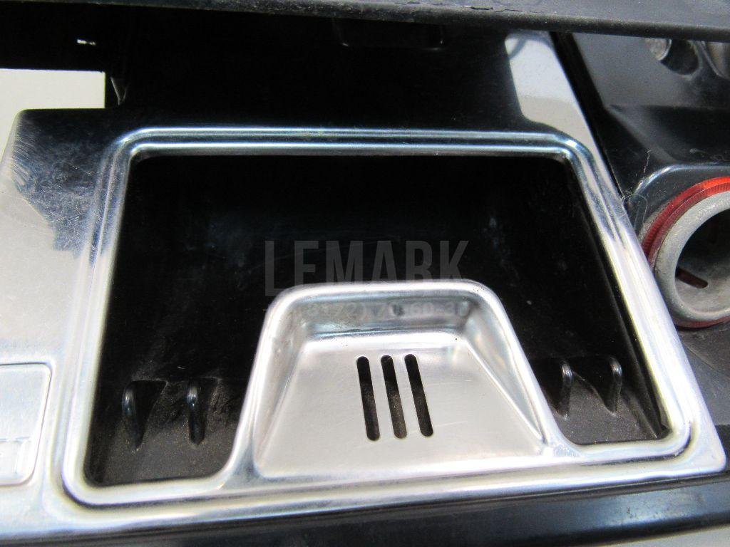 Пепельница передняя