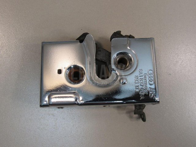 Замок двери передней правой