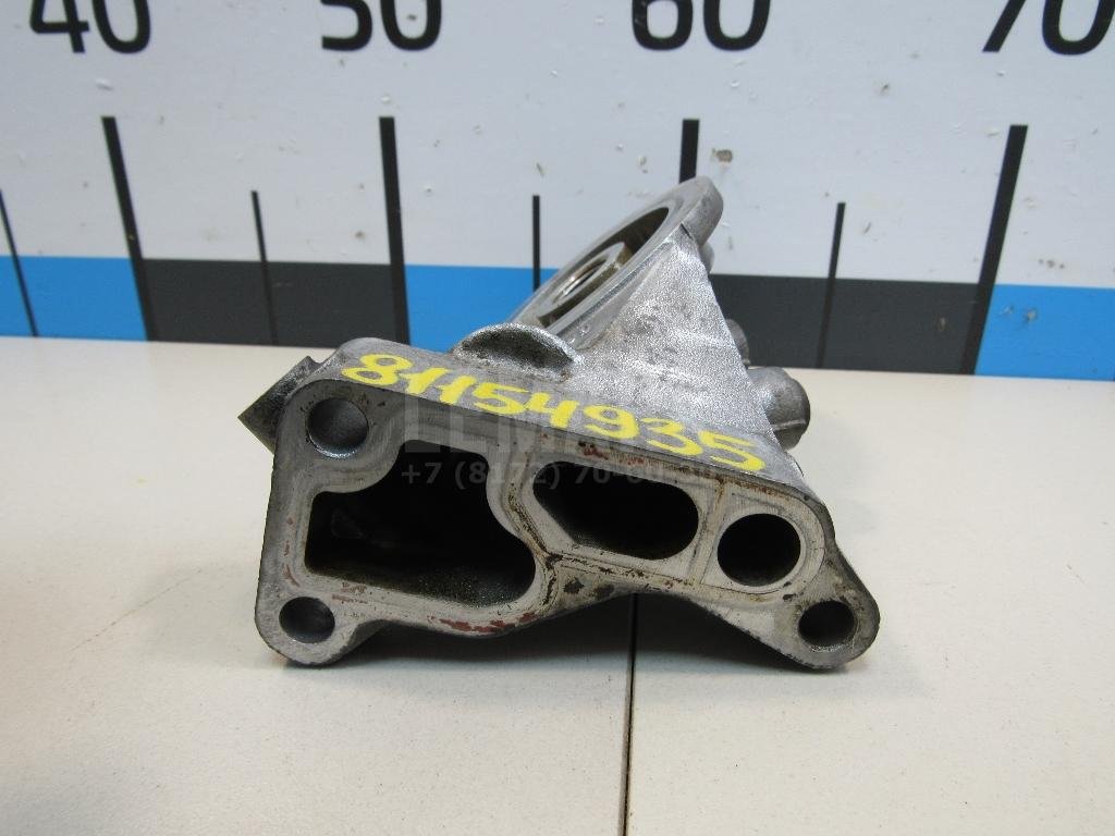 Кронштейн масляного фильтра