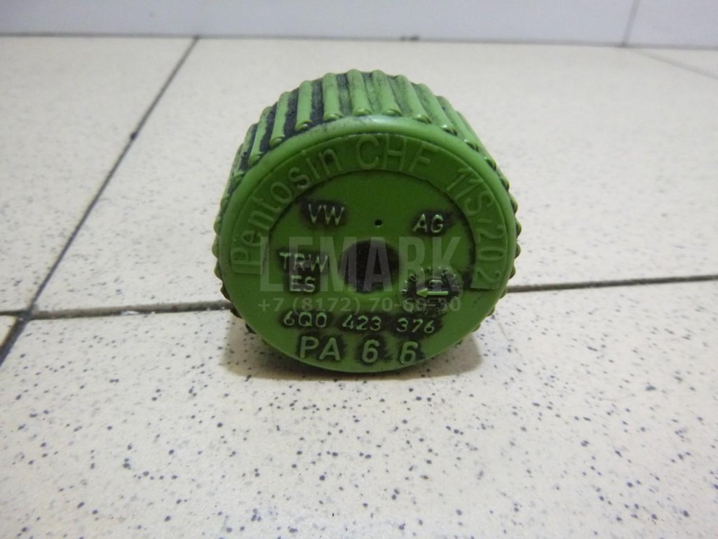 Крышка бачка гидроусилителя