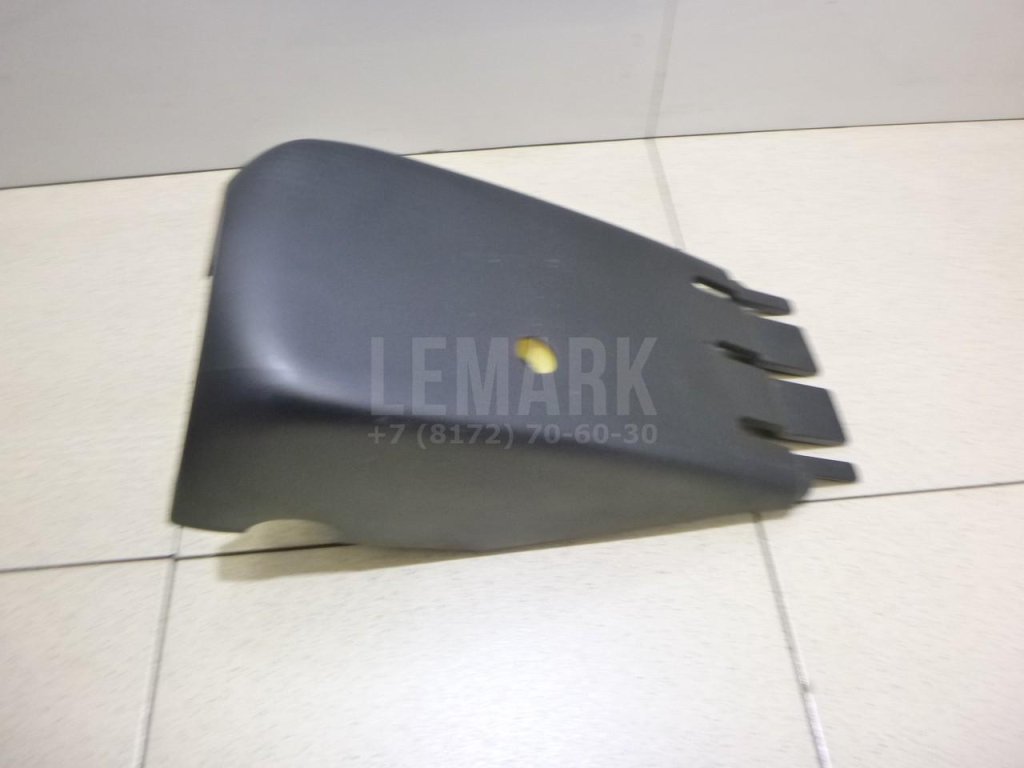 Кожух рулевой колонки нижний