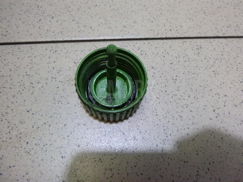 Крышка бачка гидроусилителя для  Audi A4 [B8] Allroad 2009-2015