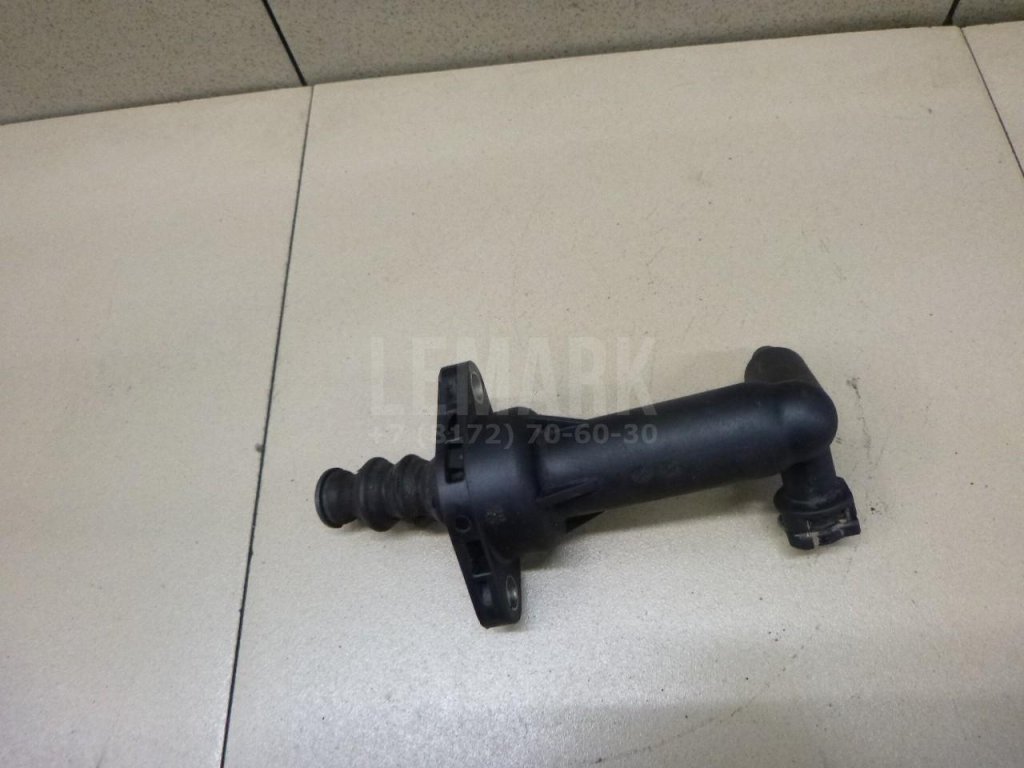 Цилиндр сцепления рабочий