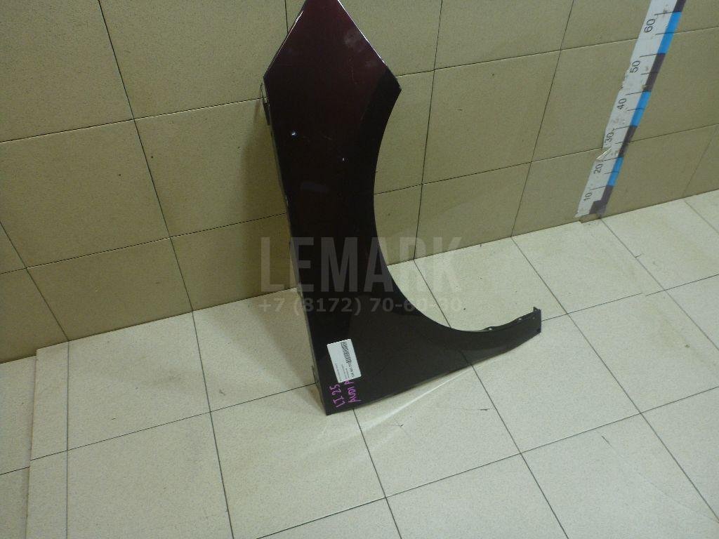 Крыло переднее правое