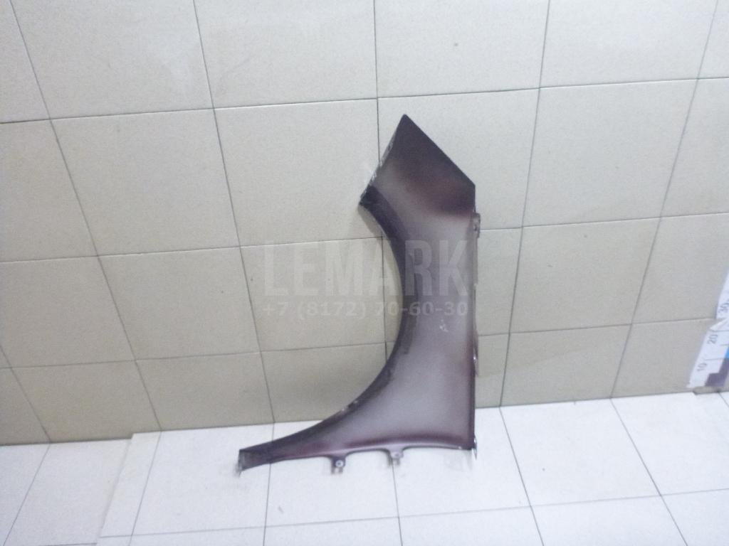 Крыло переднее правое