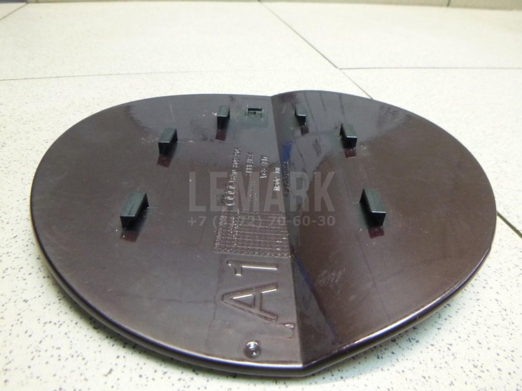 Лючок бензобака