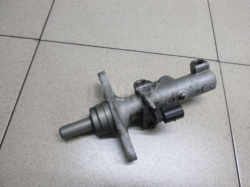 Цилиндр тормозной главный