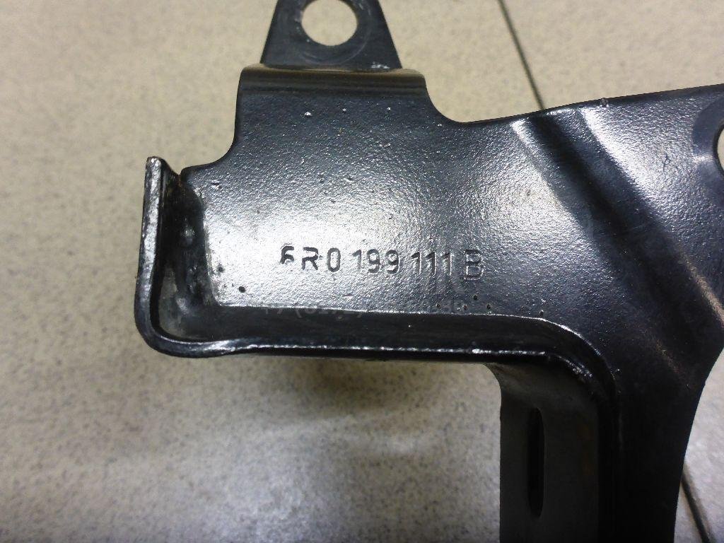 Кронштейн КПП левый