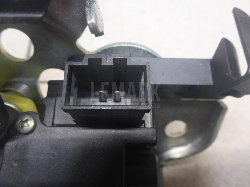 Замок багажника