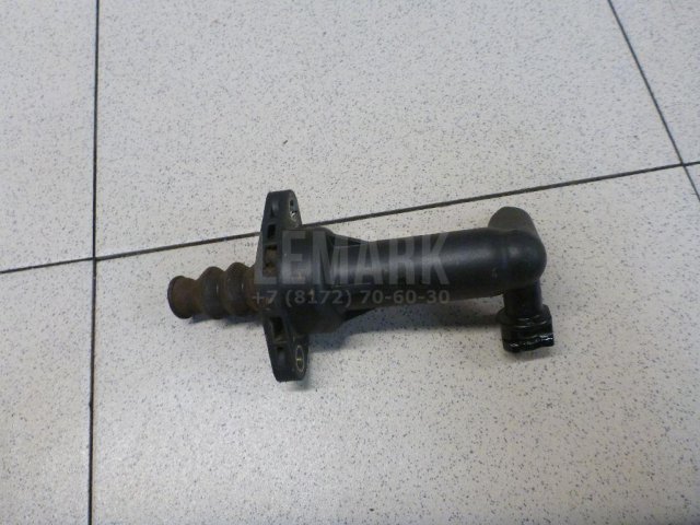 Цилиндр сцепления рабочий