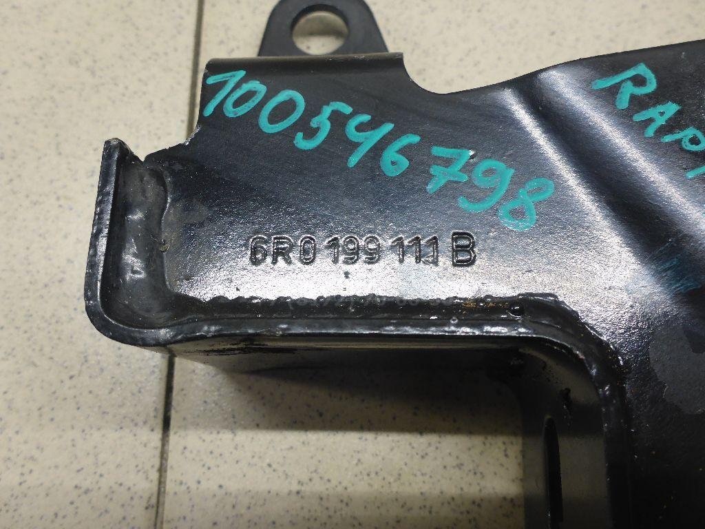 Кронштейн КПП левый для  Audi 100 [C4] 1991-1994