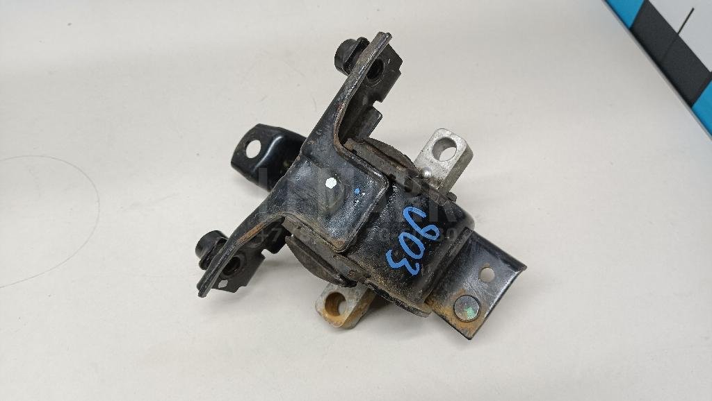 Опора КПП левая