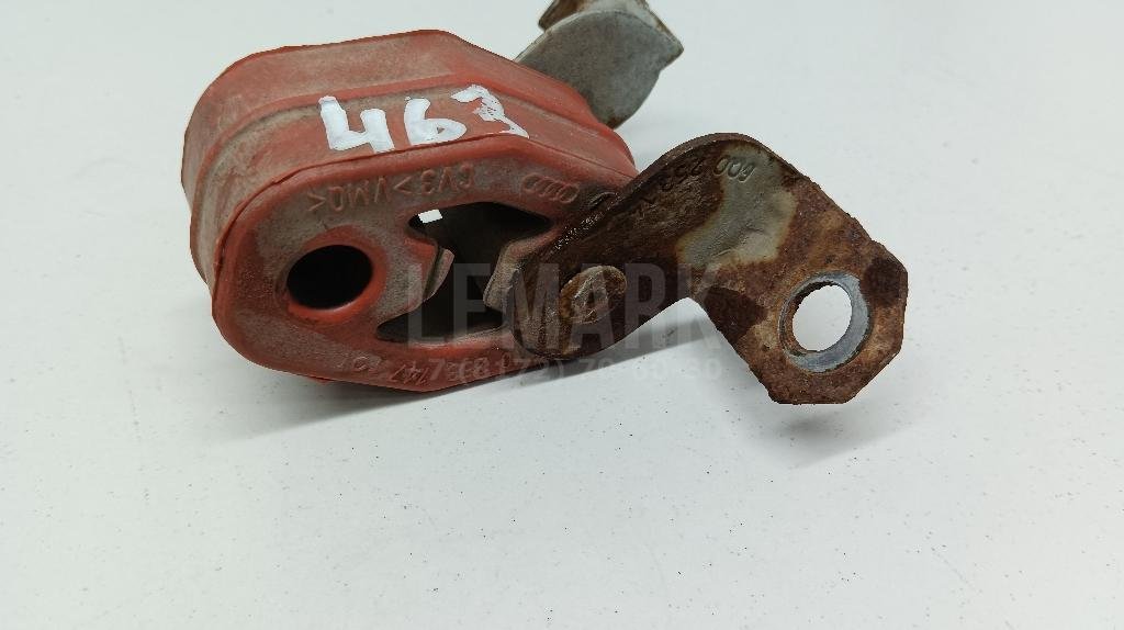 Кронштейн глушителя