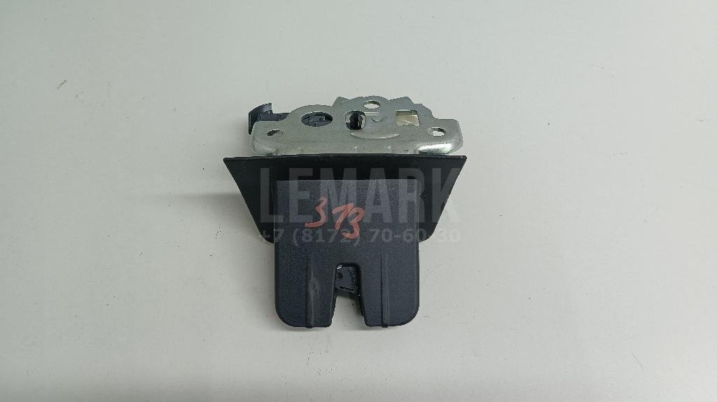 Замок багажника