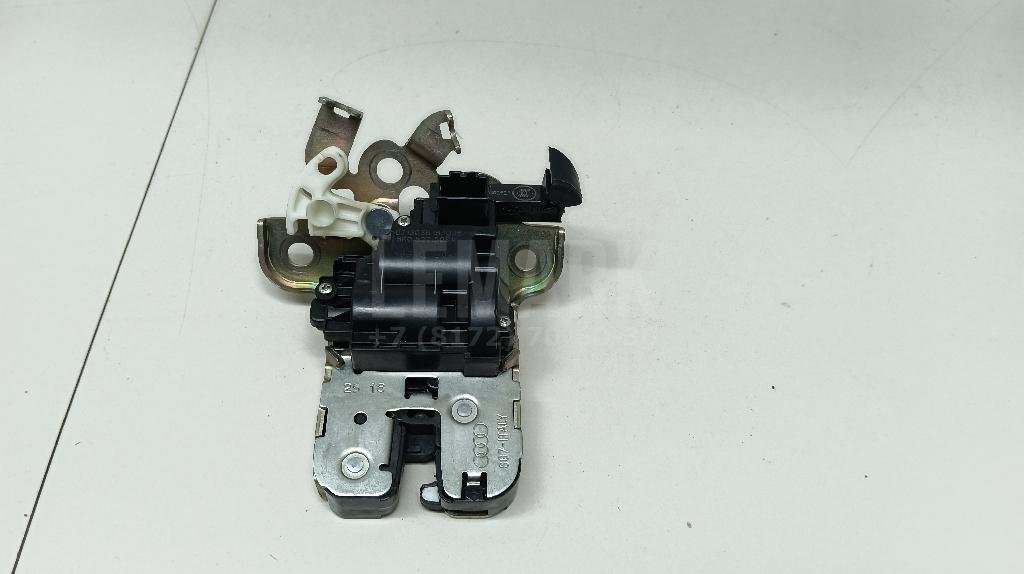 Замок багажника