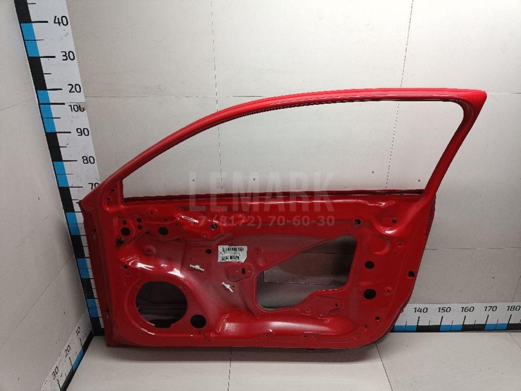Дверь передняя правая
