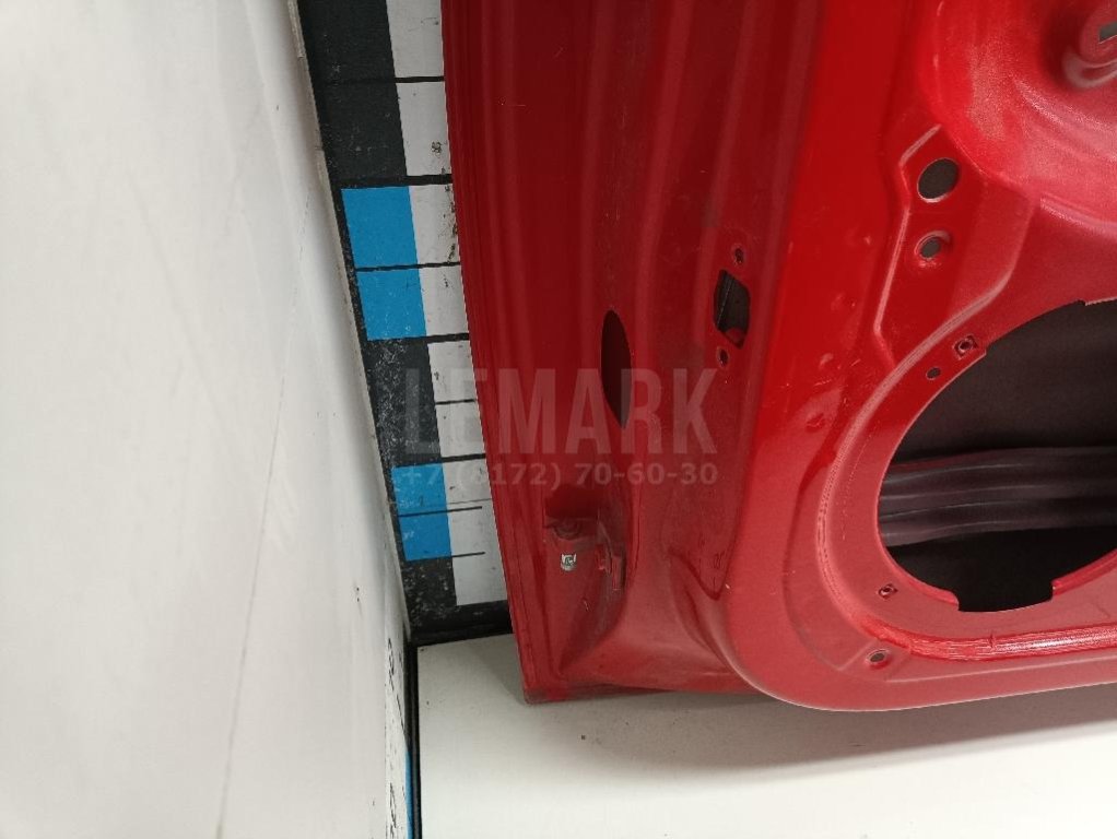 Дверь передняя правая