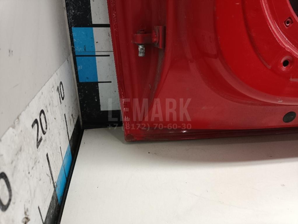 Дверь передняя правая