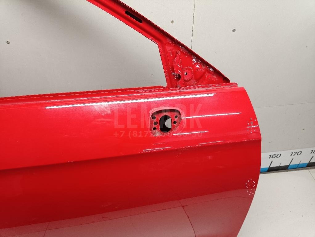 Дверь передняя правая