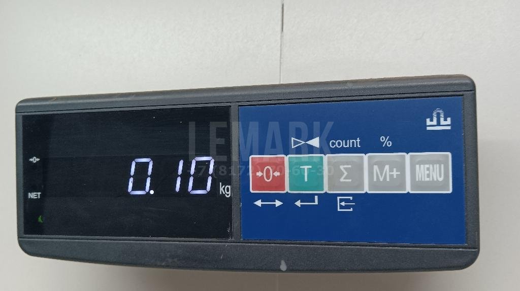 Лючок бензобака