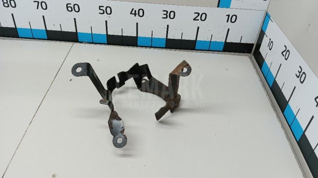 Кронштейн гидроусилителя