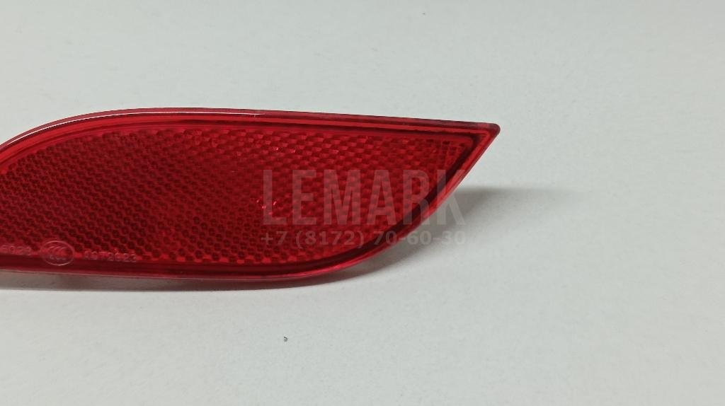 Отражатель в бампер задний левый