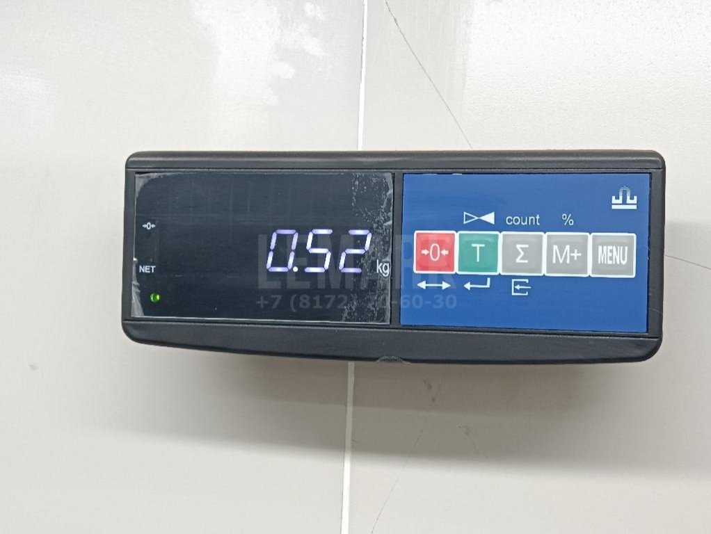 Кронштейн фар правый