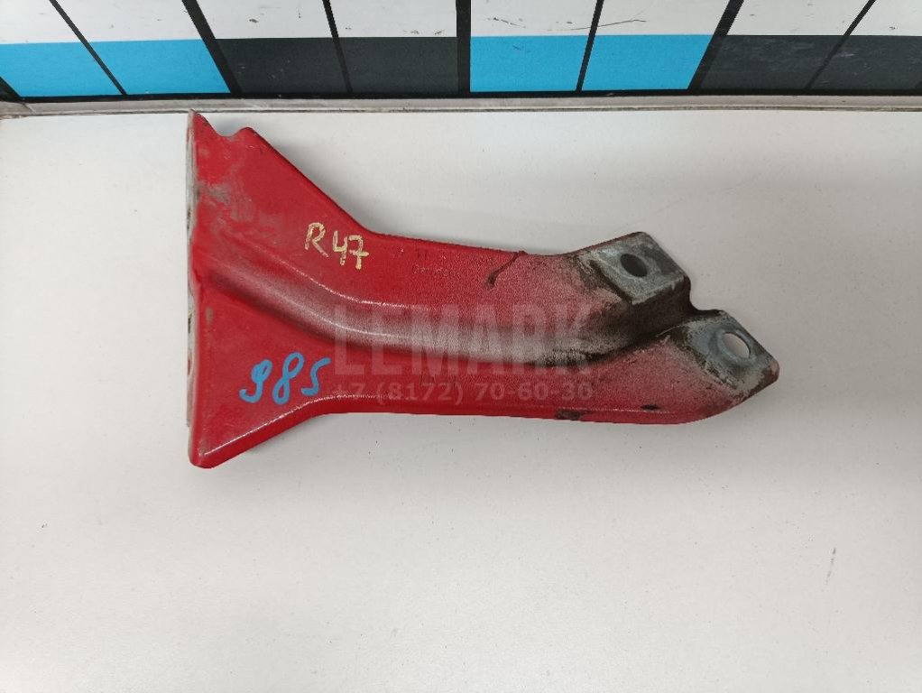 Кронштейн крепления крыла