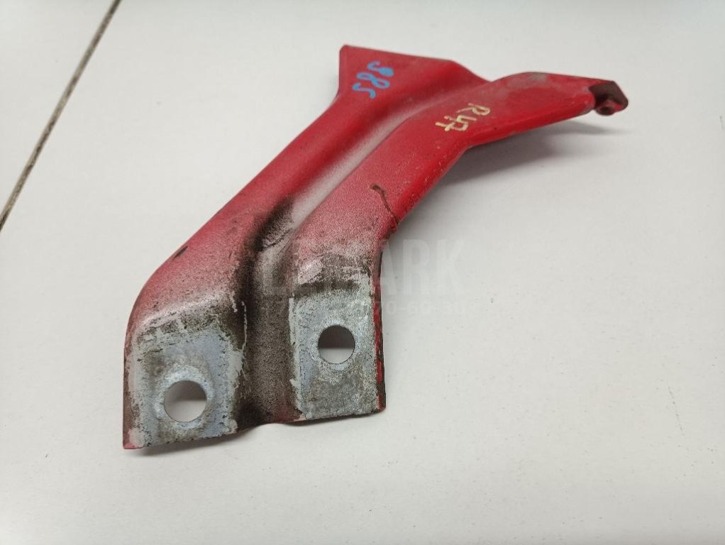 Кронштейн крепления крыла