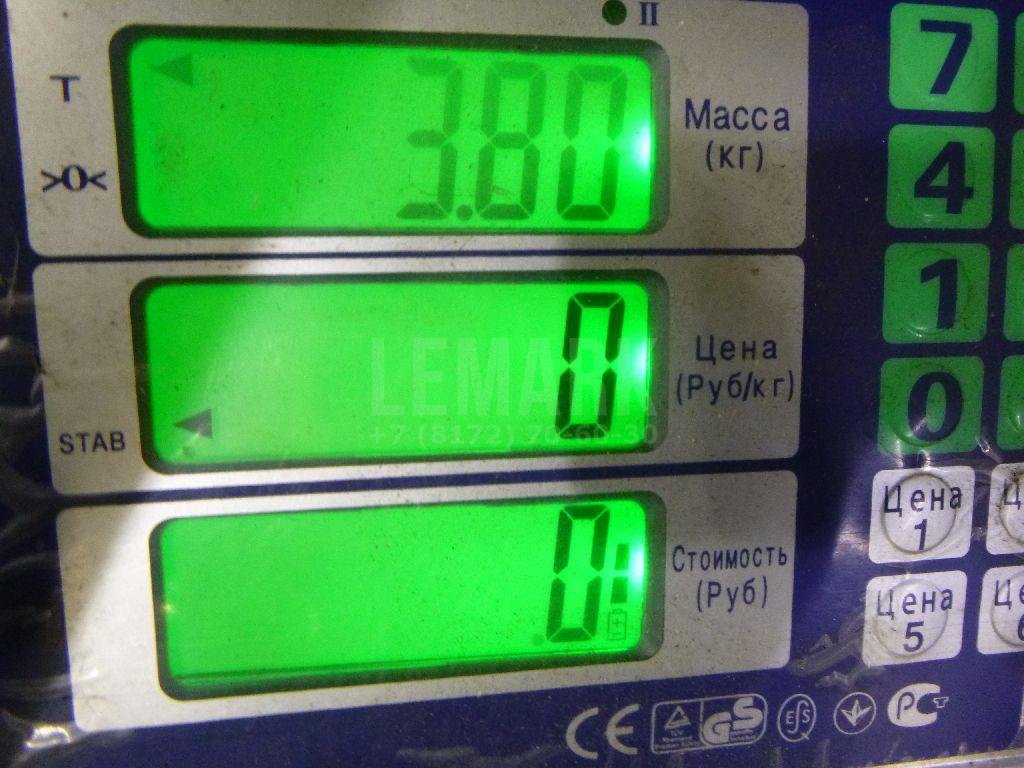 Стекло двери передней правой