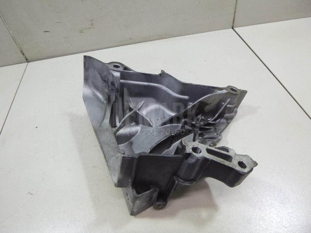 Кронштейн опоры двигателя для  Audi A4 [B8] 2007-2015