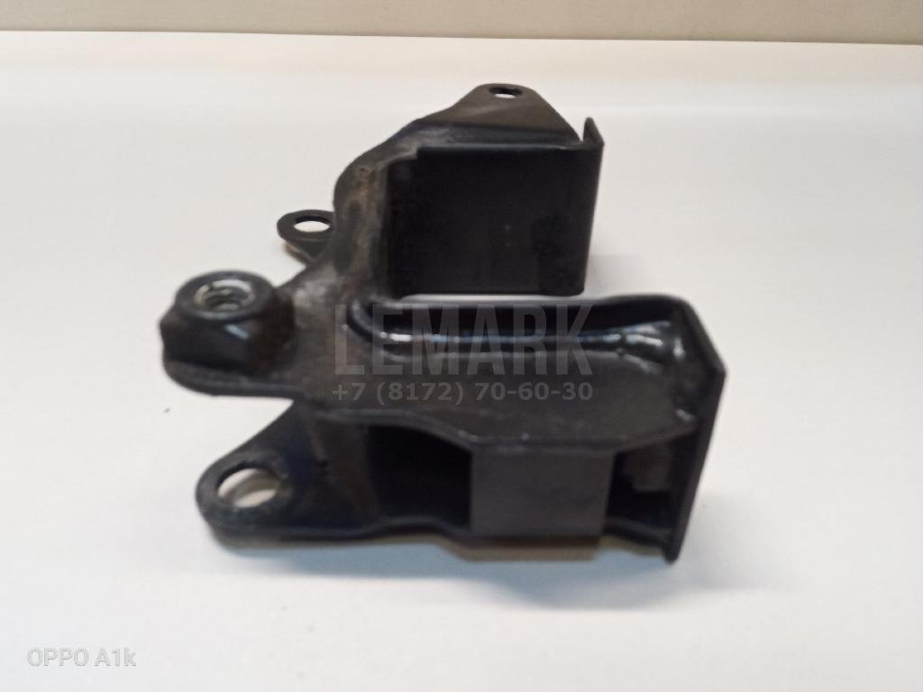 Кронштейн КПП левый для  Audi A3 [8PA] Sportback 2004-2013