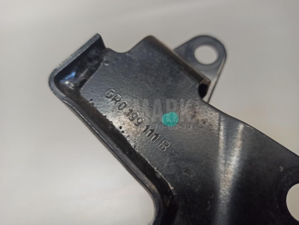 Кронштейн КПП левый для  Audi A4 [B7] 2005-2007