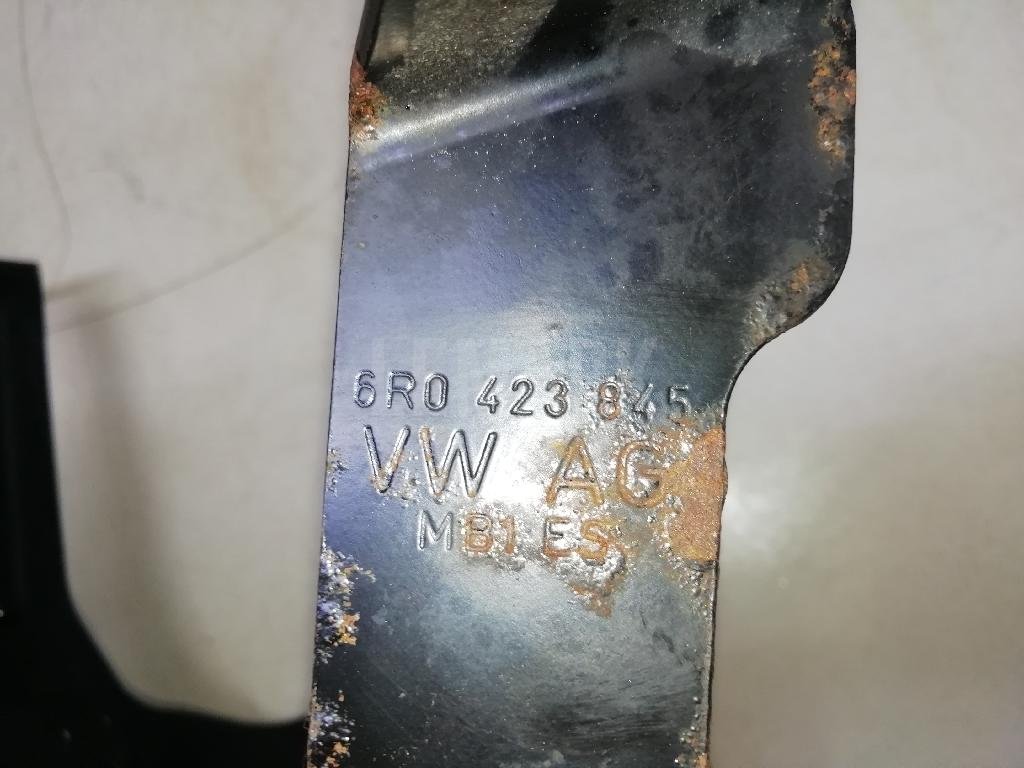 Кронштейн гидроусилителя