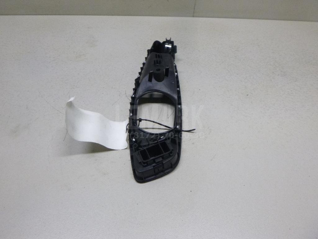 Ручка двери передней внутренняя левая