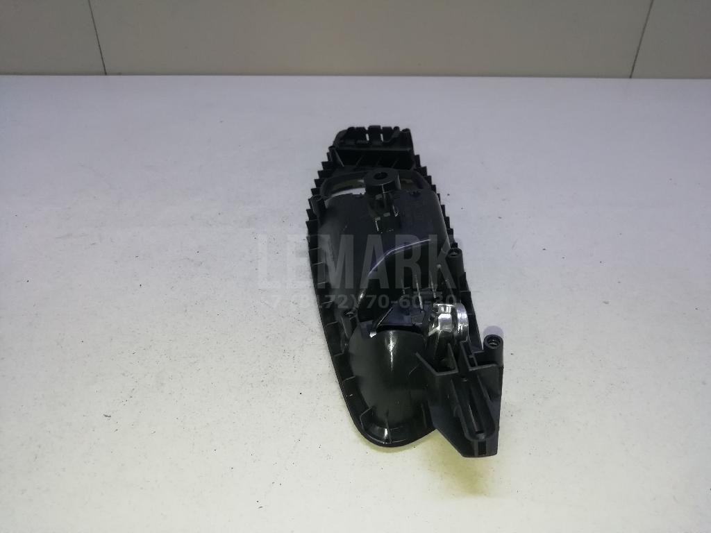 Ручка двери передней внутренняя правая