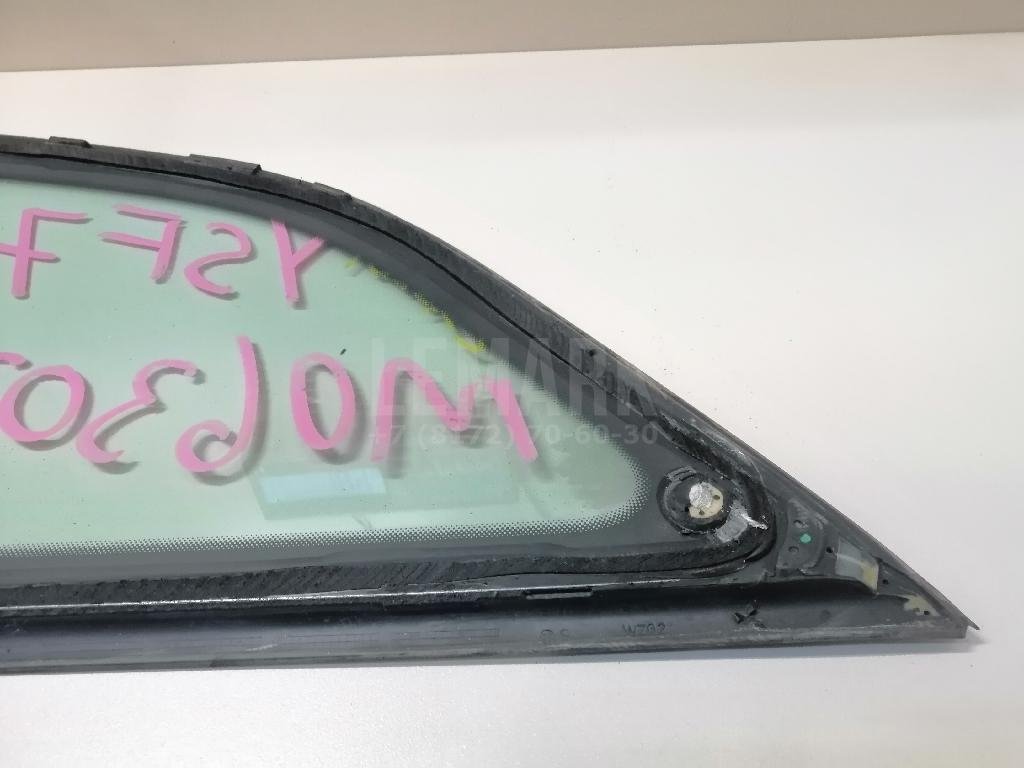 Стекло кузовное глухое правое