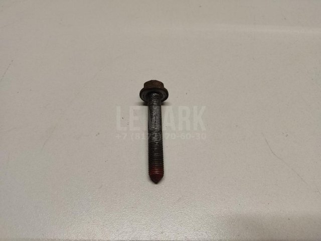 Болт заднего рычага
