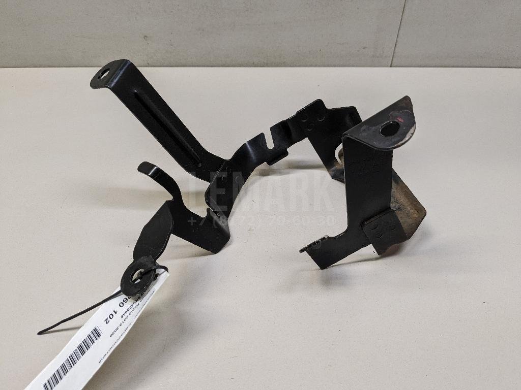 Кронштейн гидроусилителя