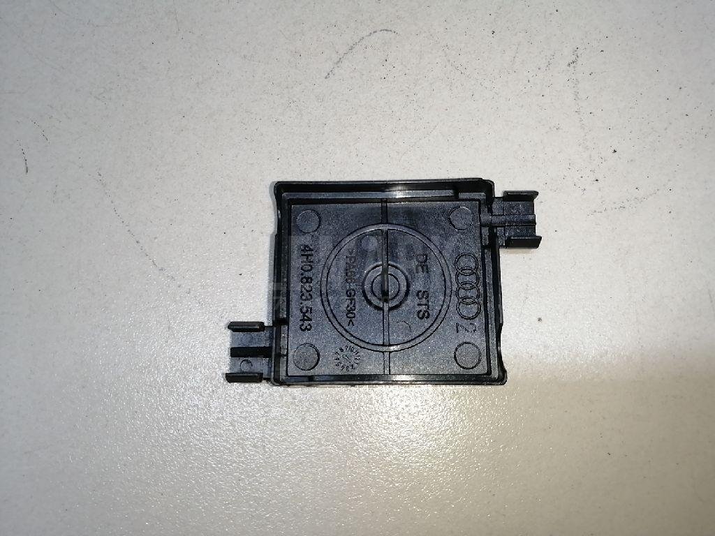 Кожух замка капота